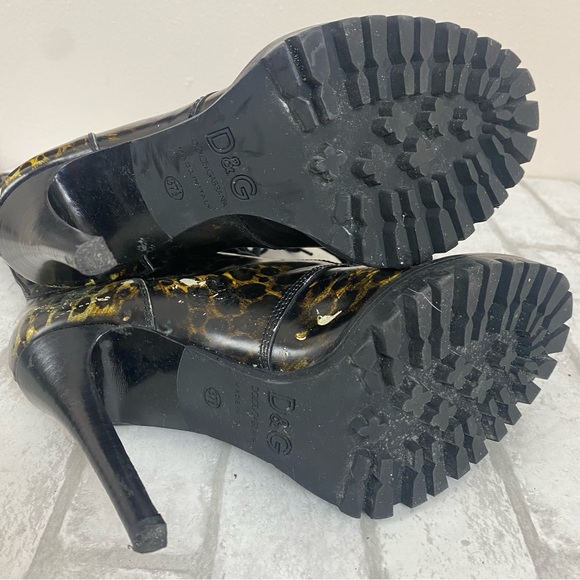 Dolce and Gabbana D&G Leopard Animal Print Lace Up Boots - Picture 6 of 10